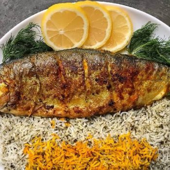 برنج با سبزی و ماهی سبزی پلو با ماهی 350x350 - 10 лучших иранских блюд, которые стоит попробовать