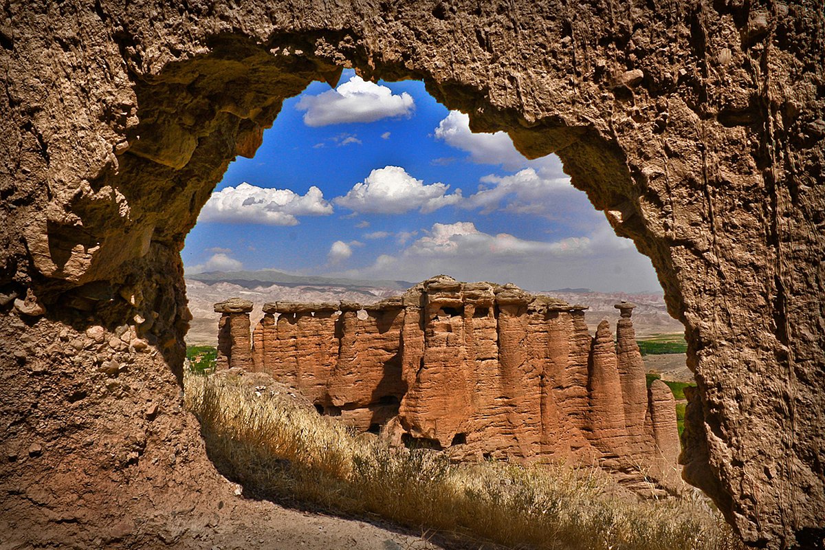 1200px Behestan Castle By Hamid Reza Bazargani Custom - ZANJAN