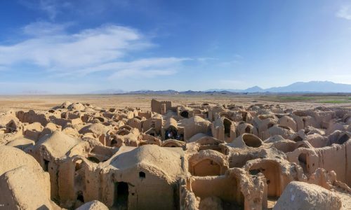 Hani Modiri Saryazd Castle 500x300 - kerman Tours