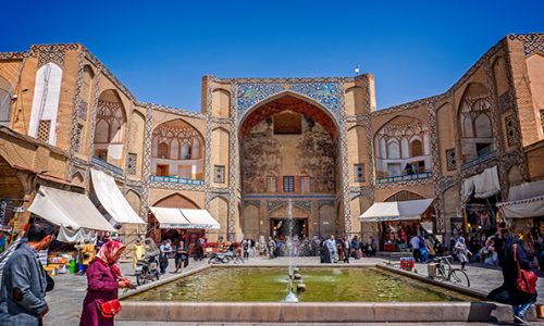 Naqshe jahan bazaar of Isfahan 500x300 - The history of bazaars in Iran