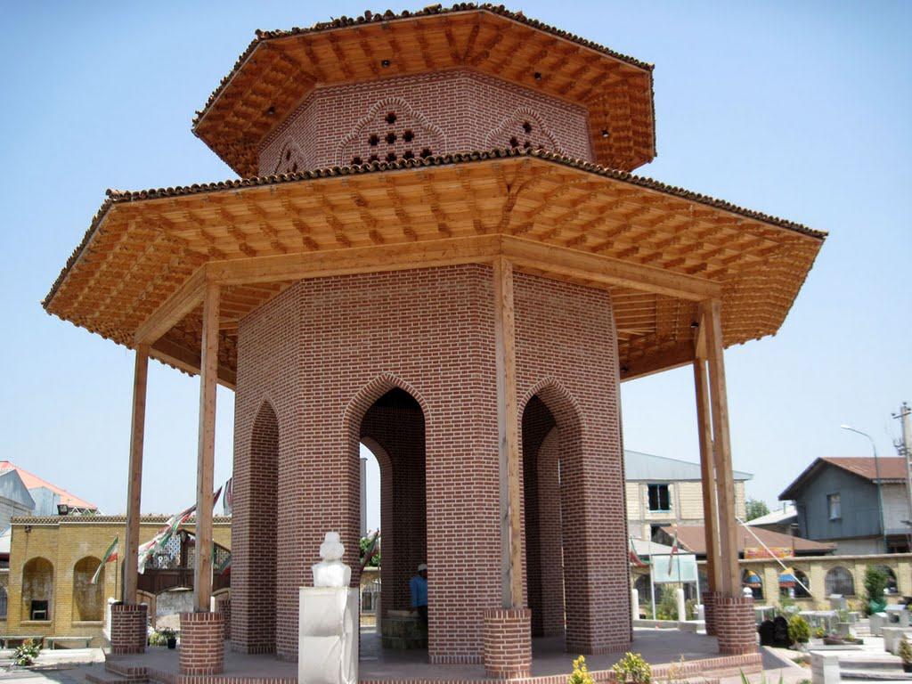 mirza kochak khan tomb - RASHT