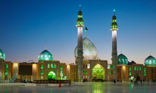 jamkaran qom 500x300 - A Complete Guide on Iran Tours for Muslim Travelers